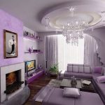Классический дизайн гостиной с фиолетовым диваном