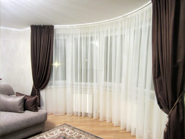 Дизайн штор для современной гостиной