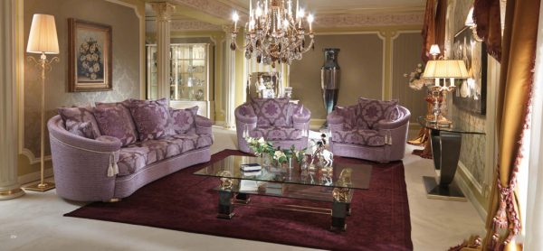 Мягкая мебель в гостиную в классическом стиле